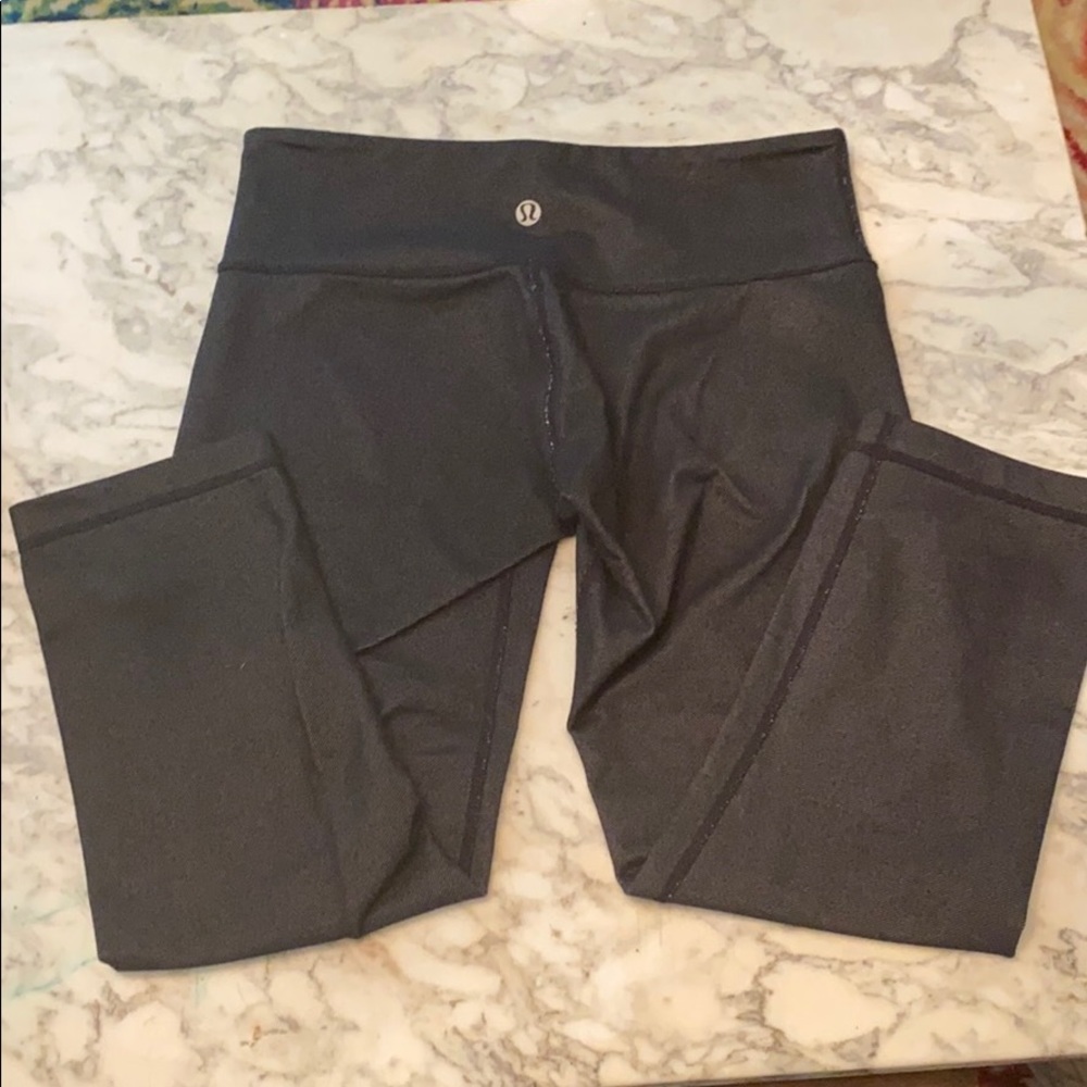 Jeanish wunder unders crops size 4